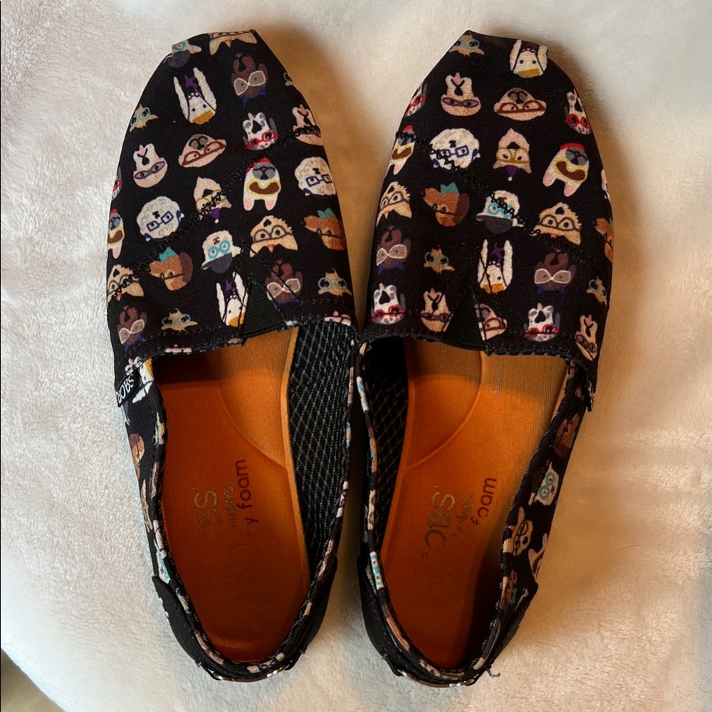 BOBS from Skechers Black Flats - Dog Print